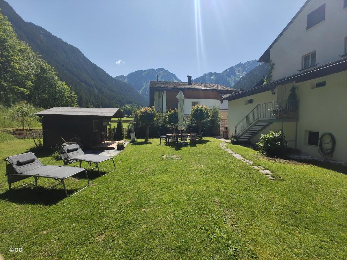 Alpenchalet Dona Partenen Extérieur photo